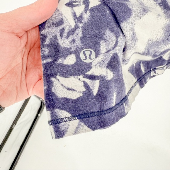 Lululemon Athletica Blue and White Graphic Cut Out Tank Top - Picture 2 of 3